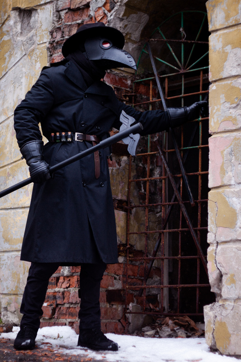 Лікар біля дверей